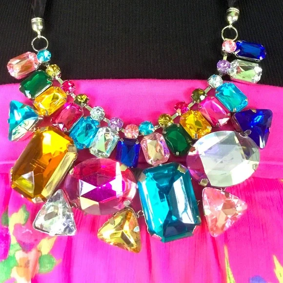 ❤️See New Listing❤️Colorful Rhinestone Ribbon Bib Chunky Statement Necklace - Picture 2 of 10